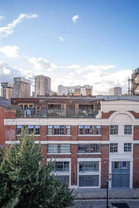 Апартаменты Penthouse At The Old Tea Factory Лондон Экстерьер фото